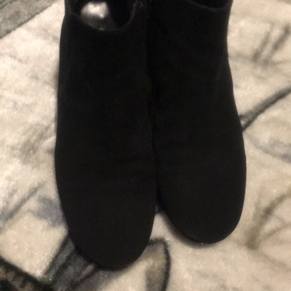 Booties - Picture 4 of 4